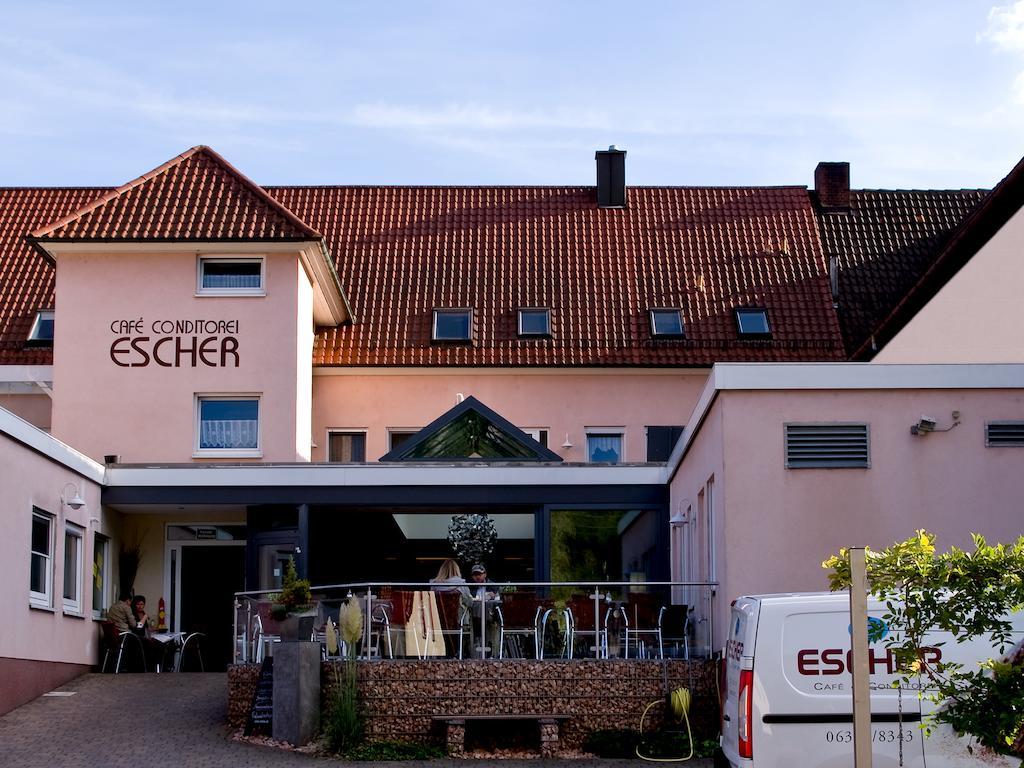 Gaestehaus Eschers Eiswerk Annweiler am Trifels Exterior photo